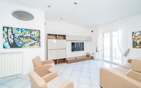 Residenza Sant'Angelo - Art Apartment